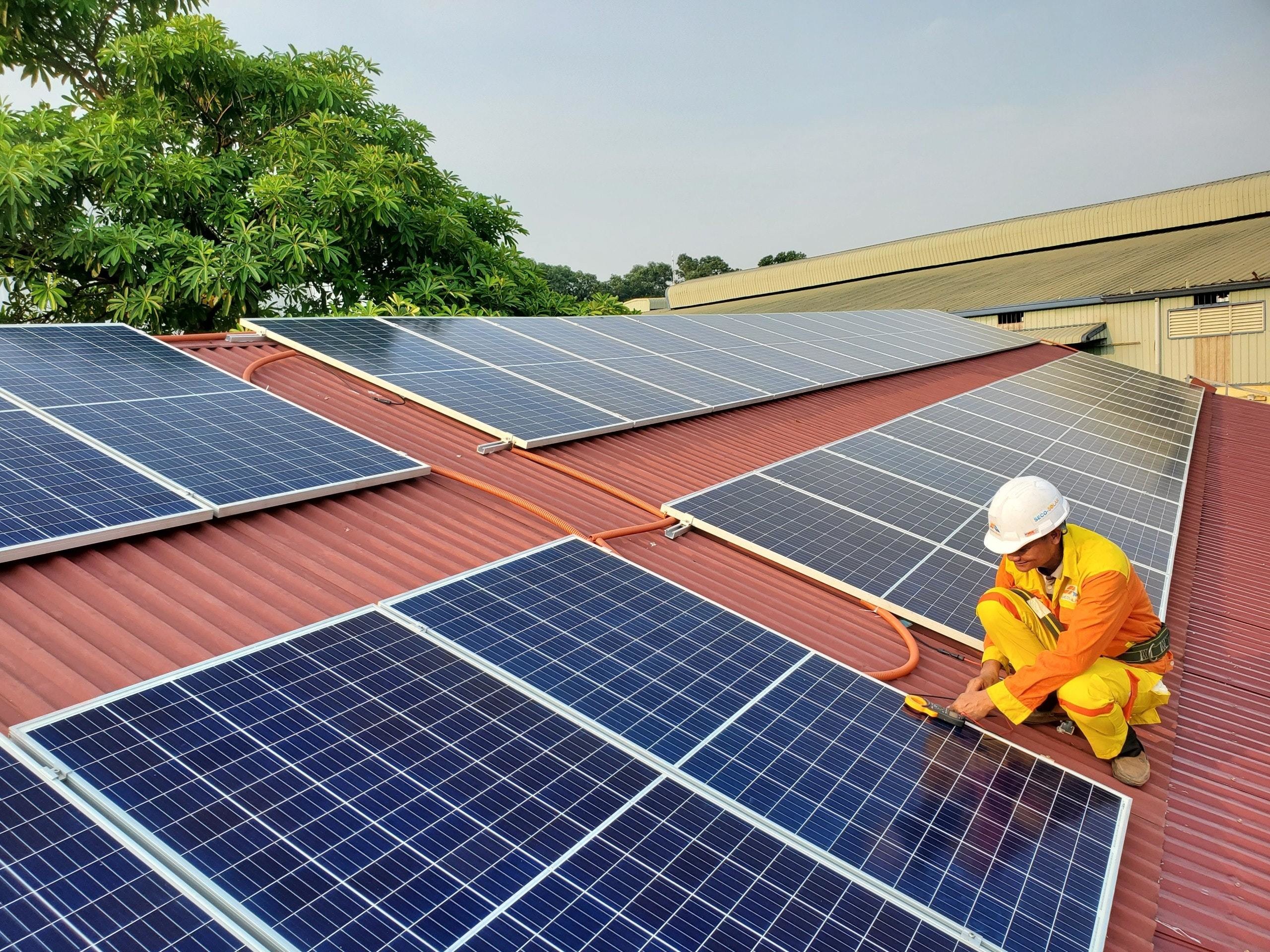 去年，太阳能总容量首次超过1太瓦(1000吉瓦)。